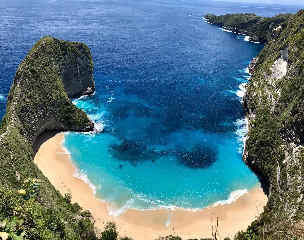 Kelingking Beach